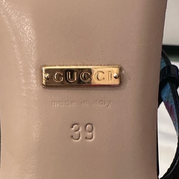 $850 Gucci New in Box Black Patent Leather Bee  Sandals sz 39 (8) - Picture 14 of 15